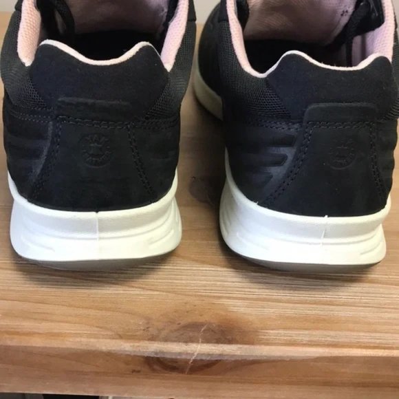 ECCO Exceed Low Women's Fashion Sneaker - Picture 9 of 12
